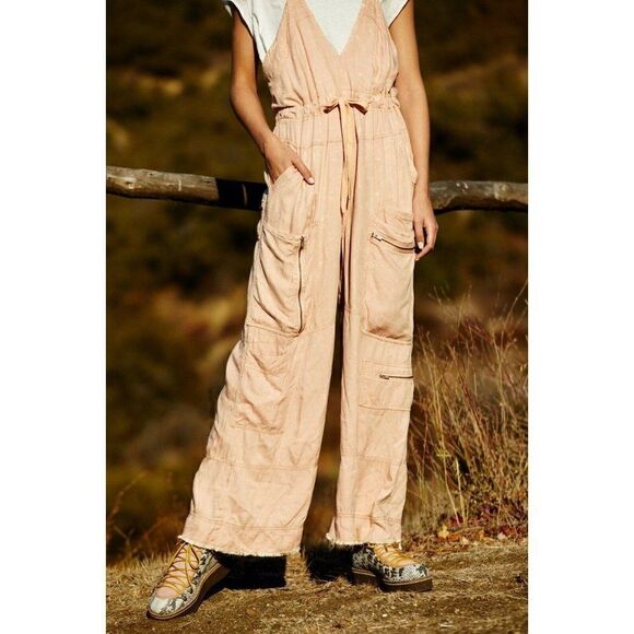 NWT FREE PEOPLE MOVEMENT SOUTHERN LIGHTS WIDE LEG CARGO OVERALLS JUMPSUIT - Picture 4 of 4